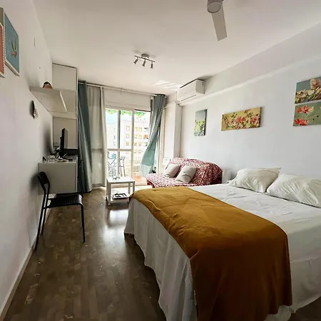 Hac - Terraza Con Vistas Al Mar, Wifi, Centro A 200 Metros, Playa A 600 Metros * Торремолинос