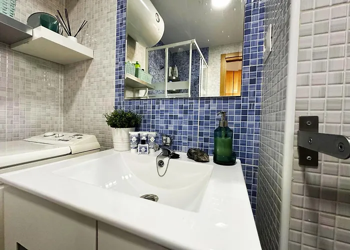 Hac - Terraza Con Vistas Al Mar, Wifi, Centro A 200 Metros, Playa A 600 Metros *