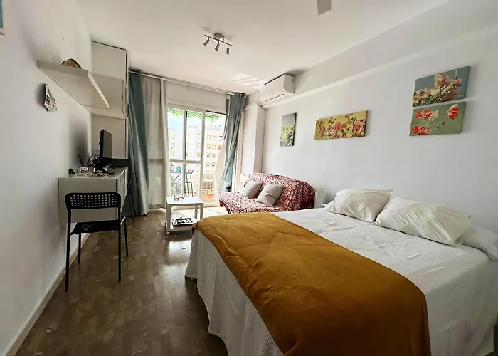 Hac - Terraza Con Vistas Al Mar, Wifi, Centro A 200 Metros, Playa A 600 Metros * Torremolinos